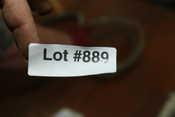 889_22