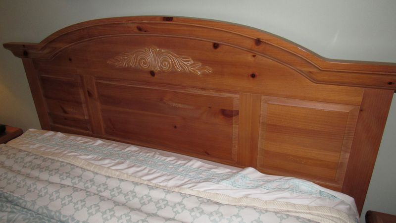 Broyhill fontana king deals headboard