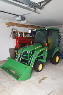 Sold at Auction: BLACK & DECKER GARDEN SHREDDER